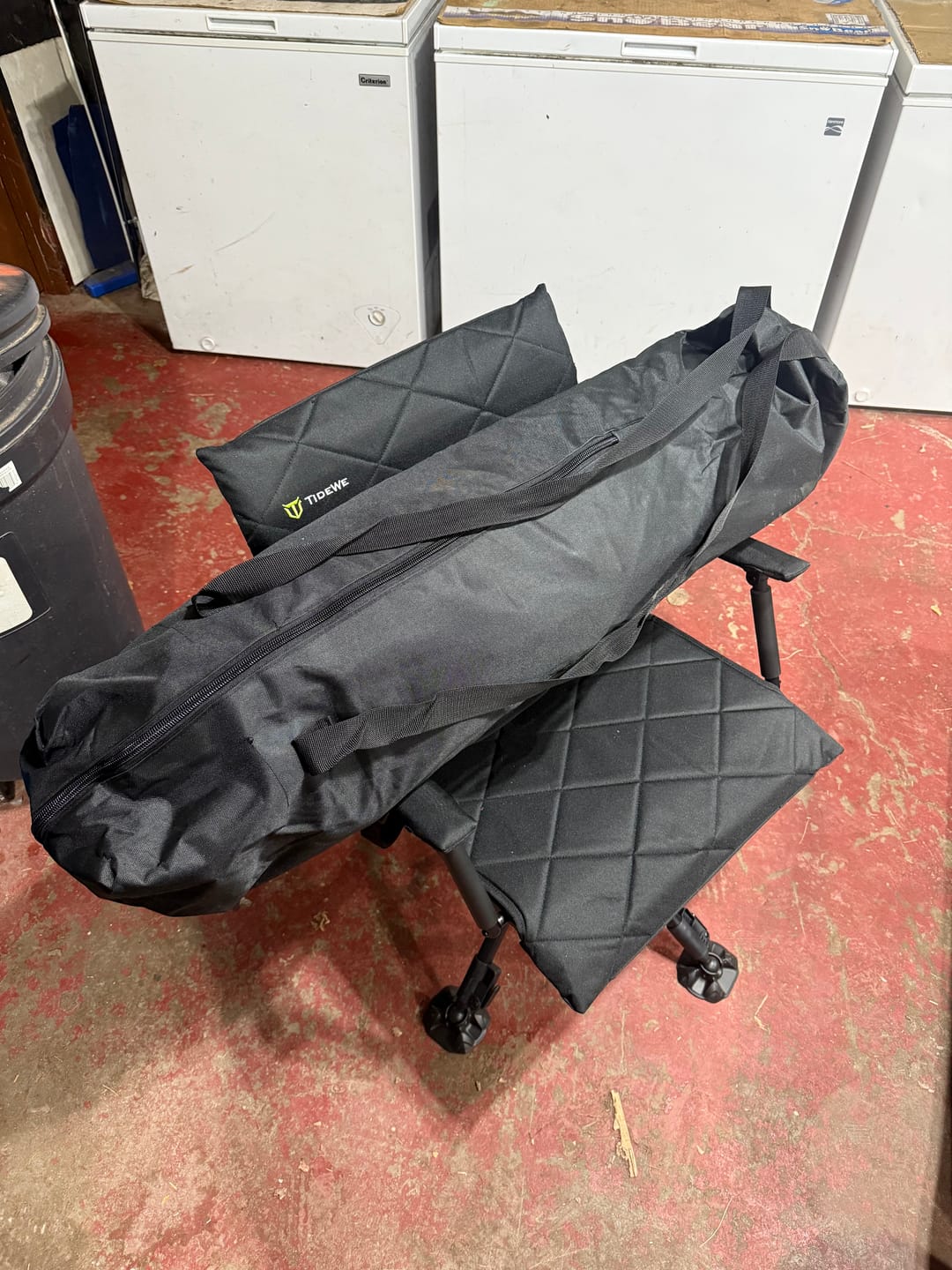 Customer photo review of TideWe Hunting Chair Adjustable Height 360°  Swivel Blind Chair With Armrests