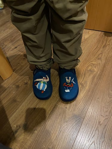 Customer photo review of Zapatilla de casa Astérix y Obélix de Salvi Calzados