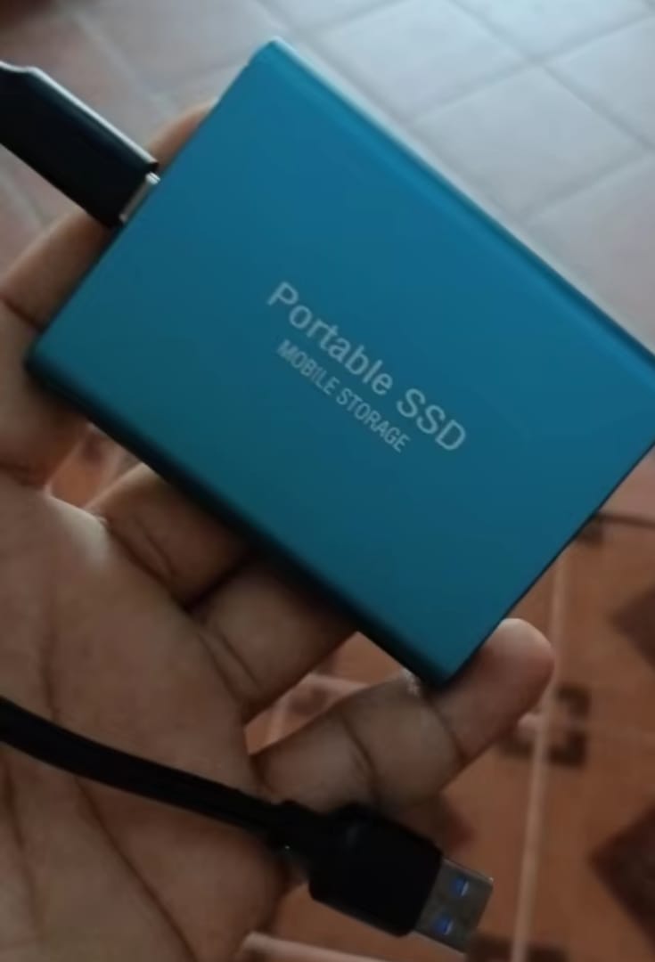 Customer photo review of Ultraschnelle Externe SSD - SpeedDrive Pro