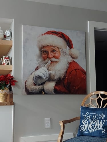 Customer photo review of Santa Art - Vintage Santa Canvas Wall Art – Hush No. 1