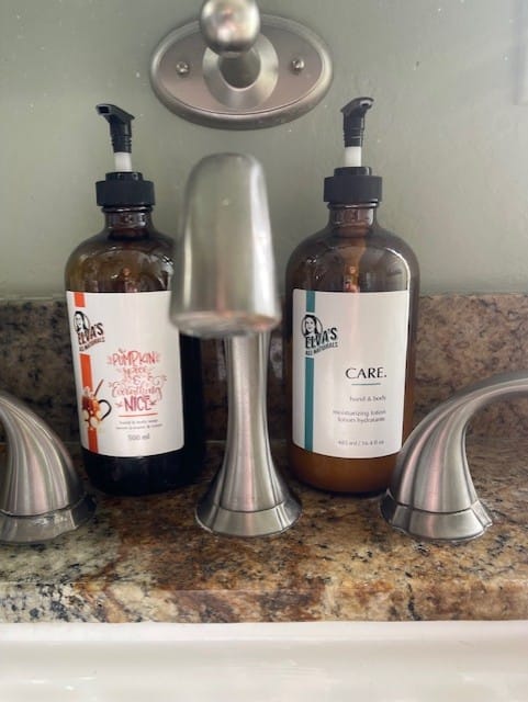 Customer photo review of ELVA'S BLEND Thieves & Thyme Hand & Body Soap