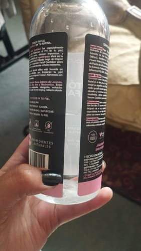 Customer photo review of Kit Superpoderoso (50% OFF) - Limpiador + Tónico + Serum Vitamina C + Serum Niacinamida + Serum Ácido Hialurónico + Contorno de Ojos