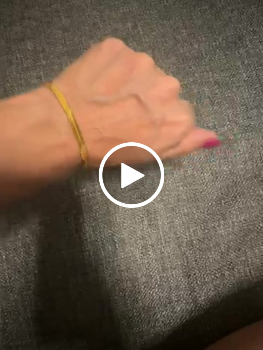 Customer video review of Pulseira Malha Banhada em Ouro 18K