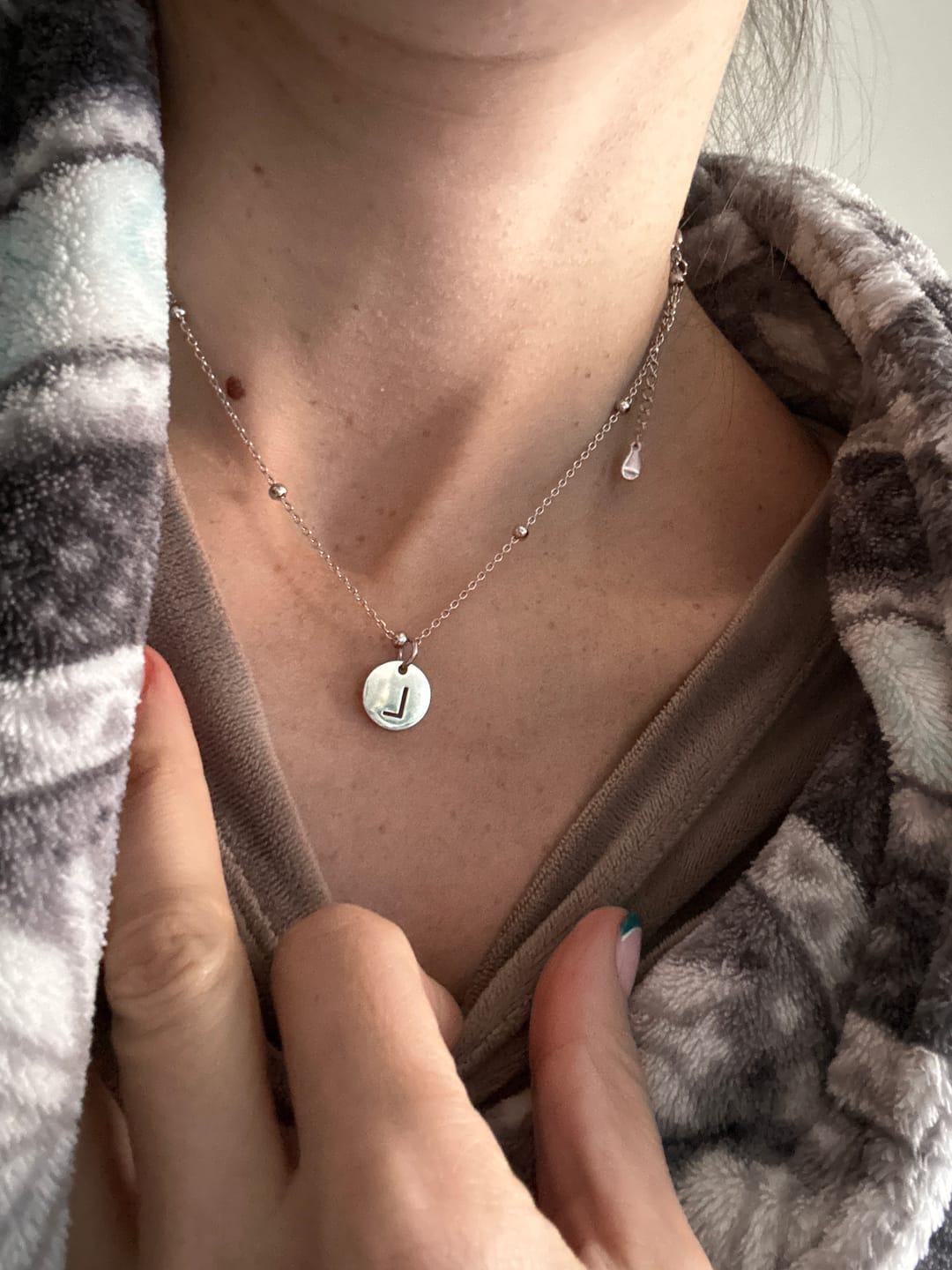 Customer photo review of Collar Círculo Inicial