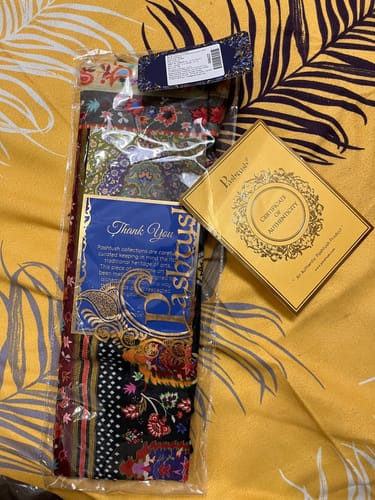 Customer photo review of Pashtush Mens Bamboo Stole, Paisley  Design, Black