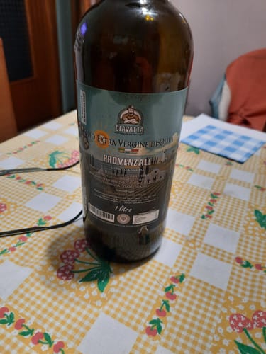 Customer photo review of Offerta: 6 Bottiglie da 1 lt Olio Extravergine di Oliva "Ciavatta" Verde Pugliese