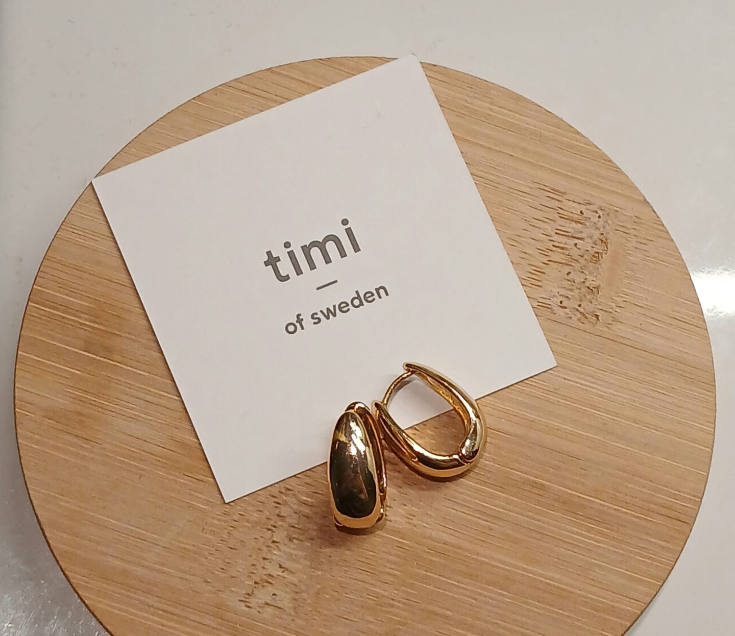 Customer photo review of Classic Wide Hoop Earring - Gold
