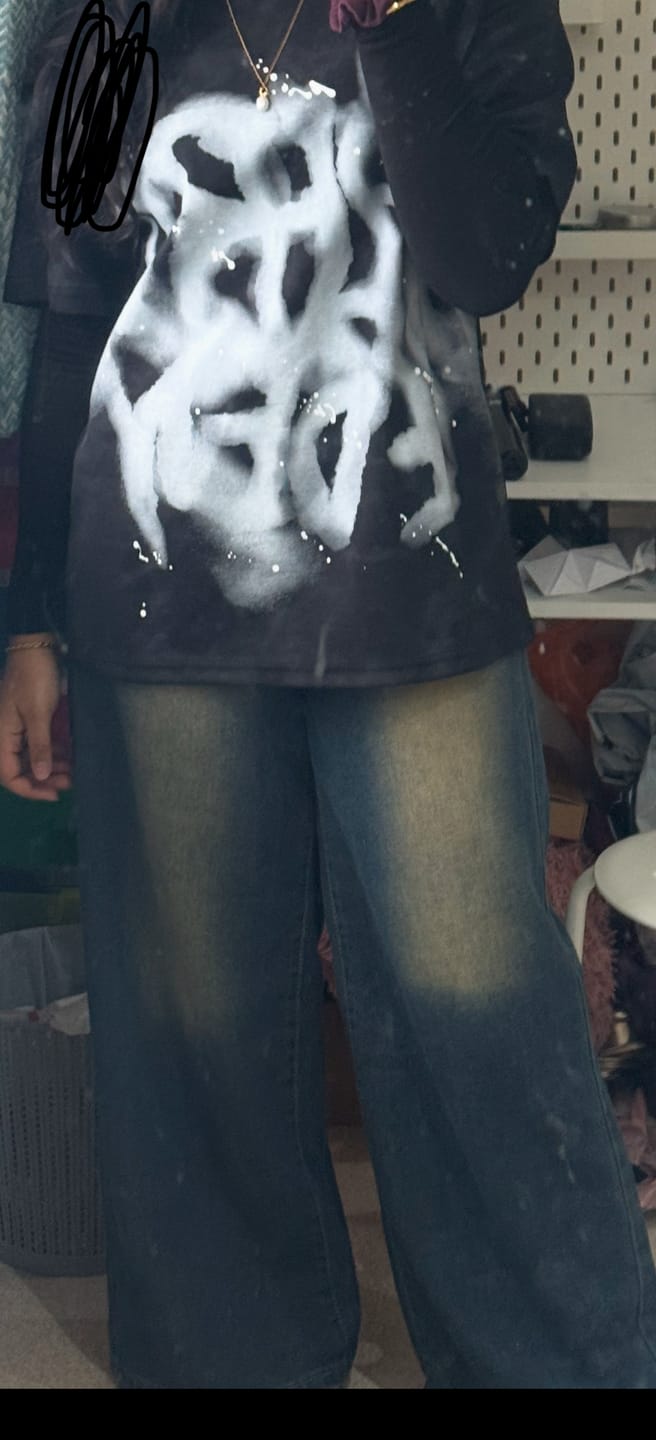 Customer photo review of Aelfric Eden Washed Abstract Graphic Tee
