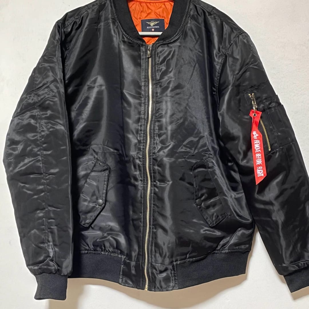 Customer photo review of Unisex Premium Bomberjack mit Reißverschluss - Alex