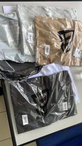 Customer photo review of Basic Cool Era Beige Short Sleeve T-Shirt