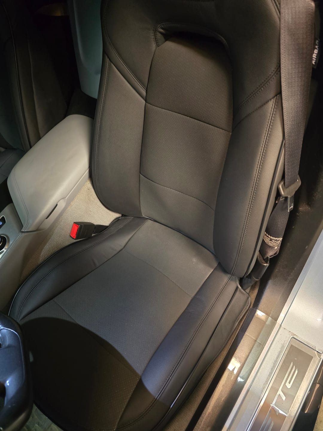 Customer photo review of Corvette C7 Custom Seat Upholstery Kit