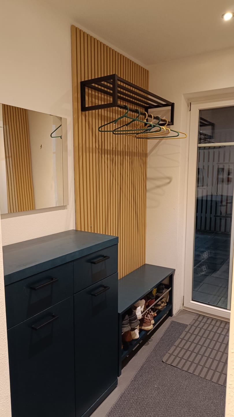 Customer photo review of Akustikpaneele Natürliche Eiche mit Filz Grau - 240 cm x 60 cm