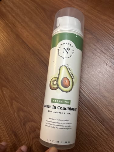 Customer photo review of Hydrating Leave-In Conditioner