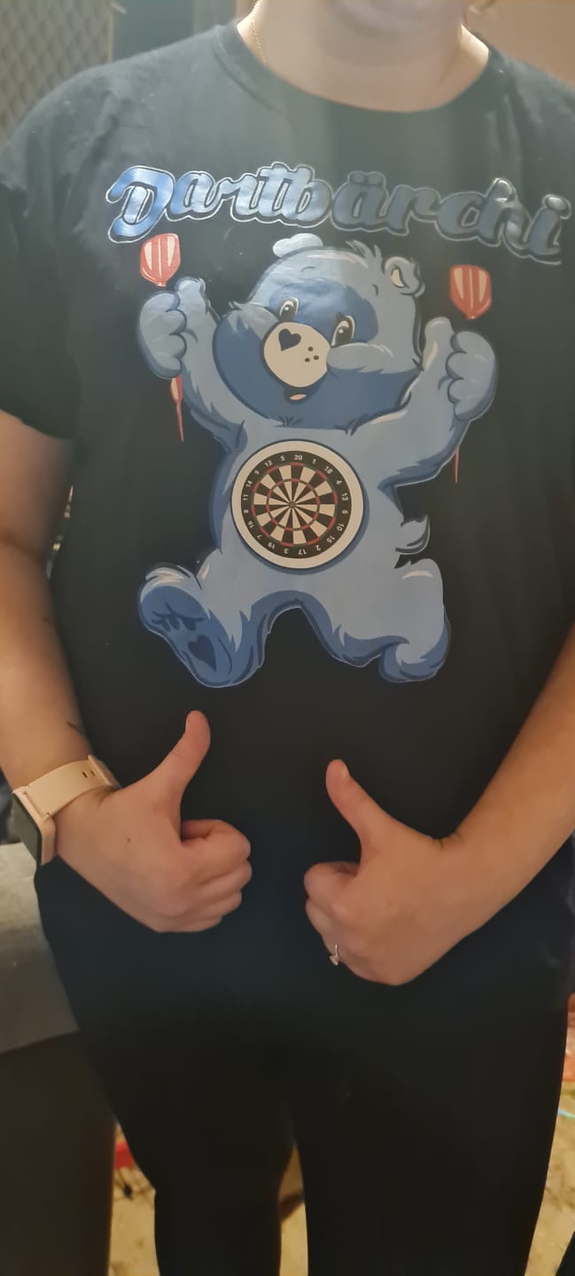 Customer photo review of Dartbärchi - Shirt
