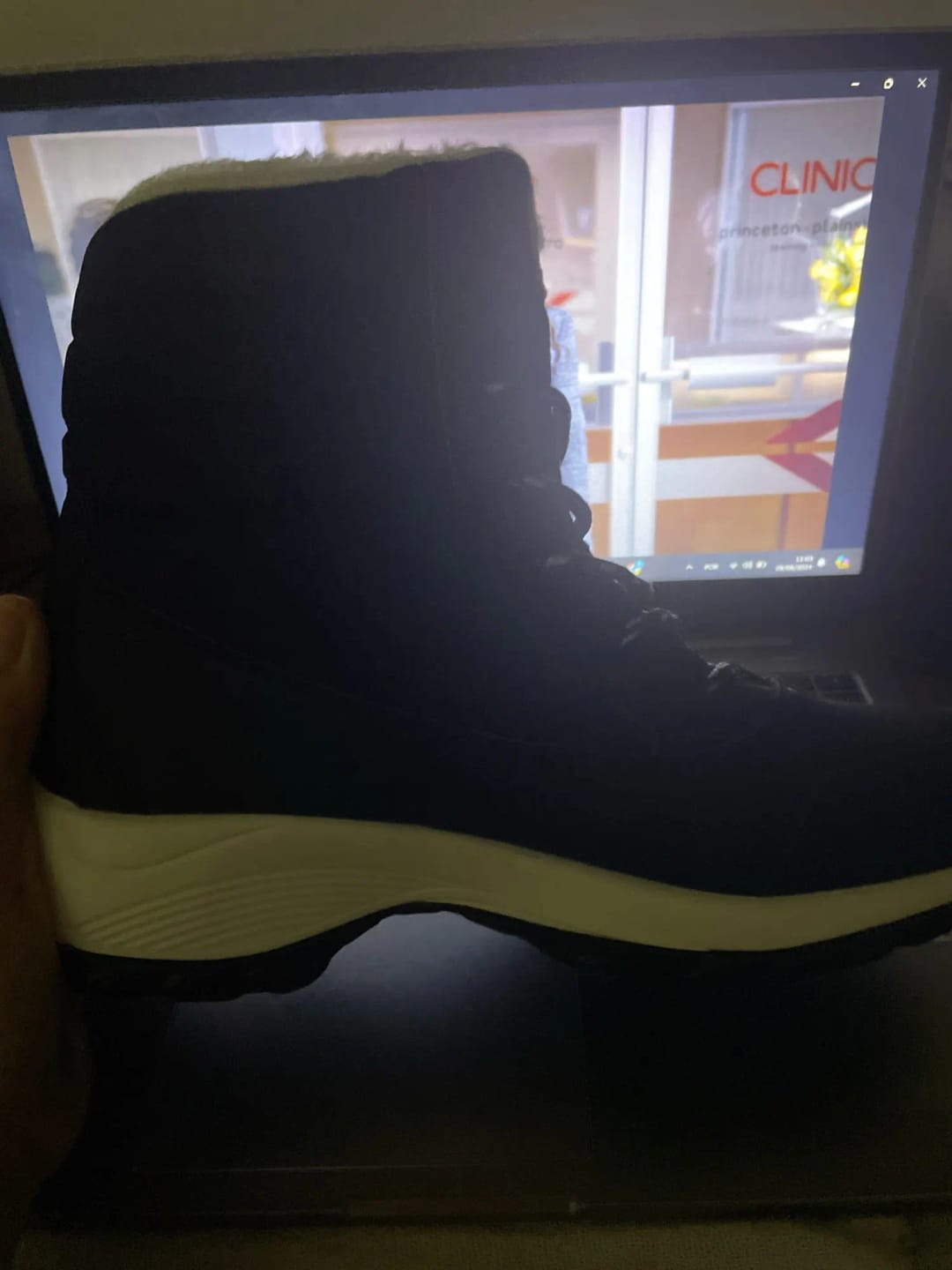 Customer photo review of Sequined Snow Boots Platform Ankle Waterproof Non-Slip Plush-Lined — Black | KIMLUD