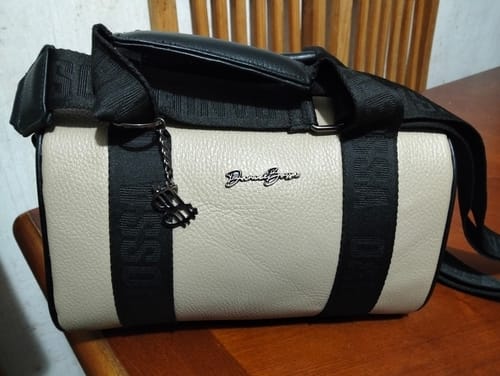 Gerardo R. review of Crossbody Morelos • Latte image 1 out of 1