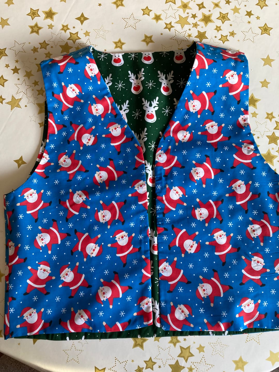 Customer photo review of White Reindeer Faces Polycotton Fabric