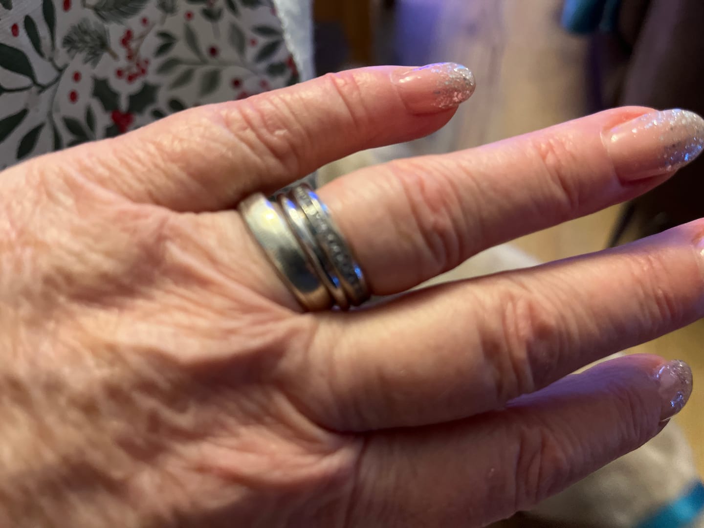 Customer photo review of Original 4mm Full Glitz Ring