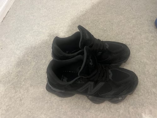 Customer photo review of New Balance 9060 TRIPLE BLACK