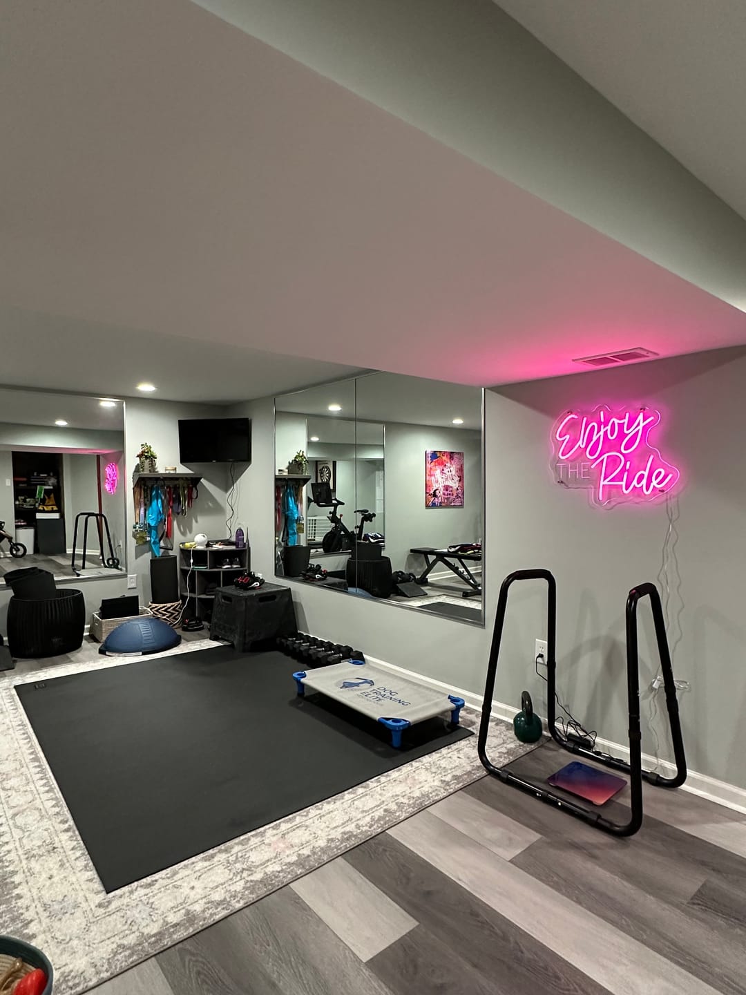 Customer photo review of GXMMAT Large Exercise Mat 6'x8'