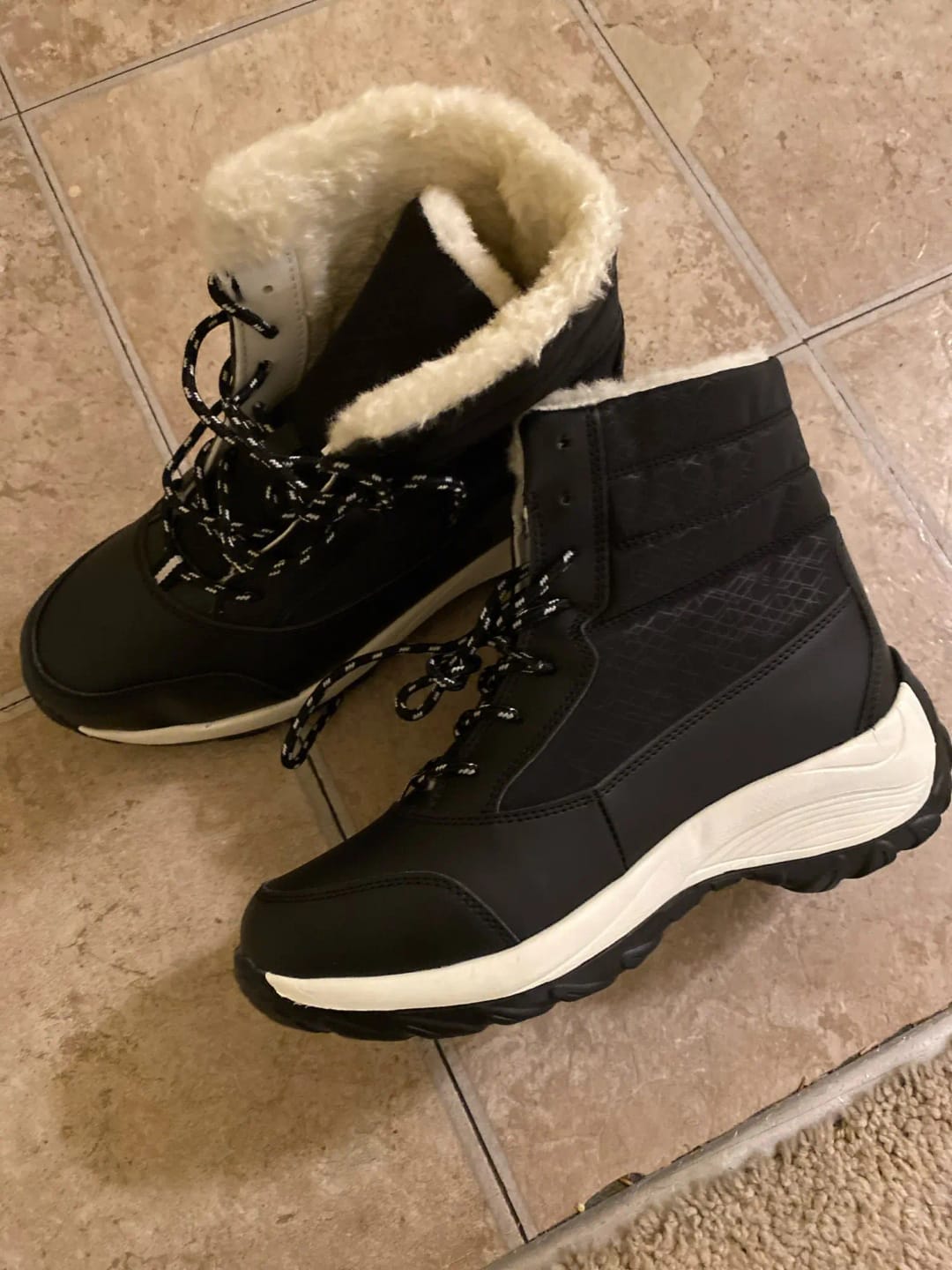 Customer photo review of Sequined Snow Boots Platform Ankle Waterproof Non-Slip Plush-Lined — Black | KIMLUD