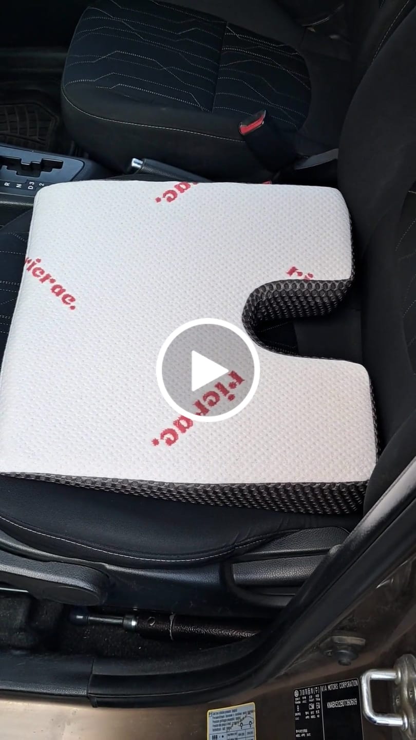 Customer video review of Tailbone Seat Cushion - Rash