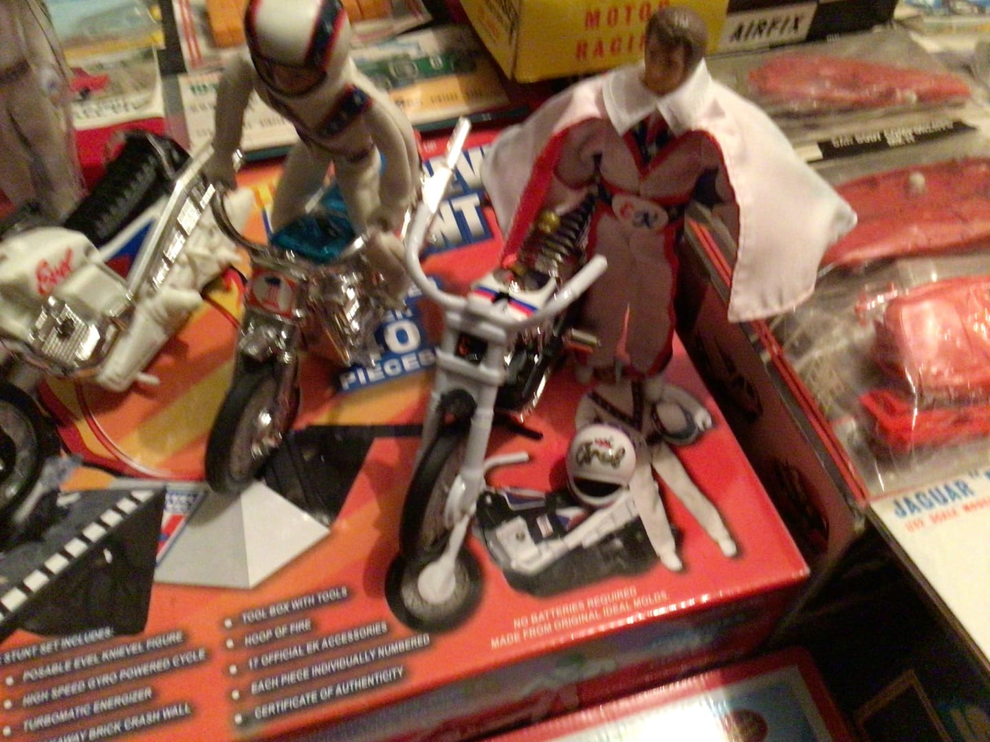 Customer photo review of Evel Knievel Deluxe Silver High Jumper Stunt Cycle
