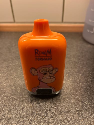 Customer photo review of REndM Digital Box 25000 Puffs Disposable Vape