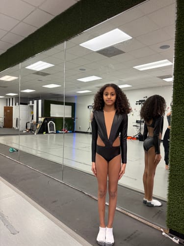 Customer photo review of Black 4 Way Stretch Faux Leather