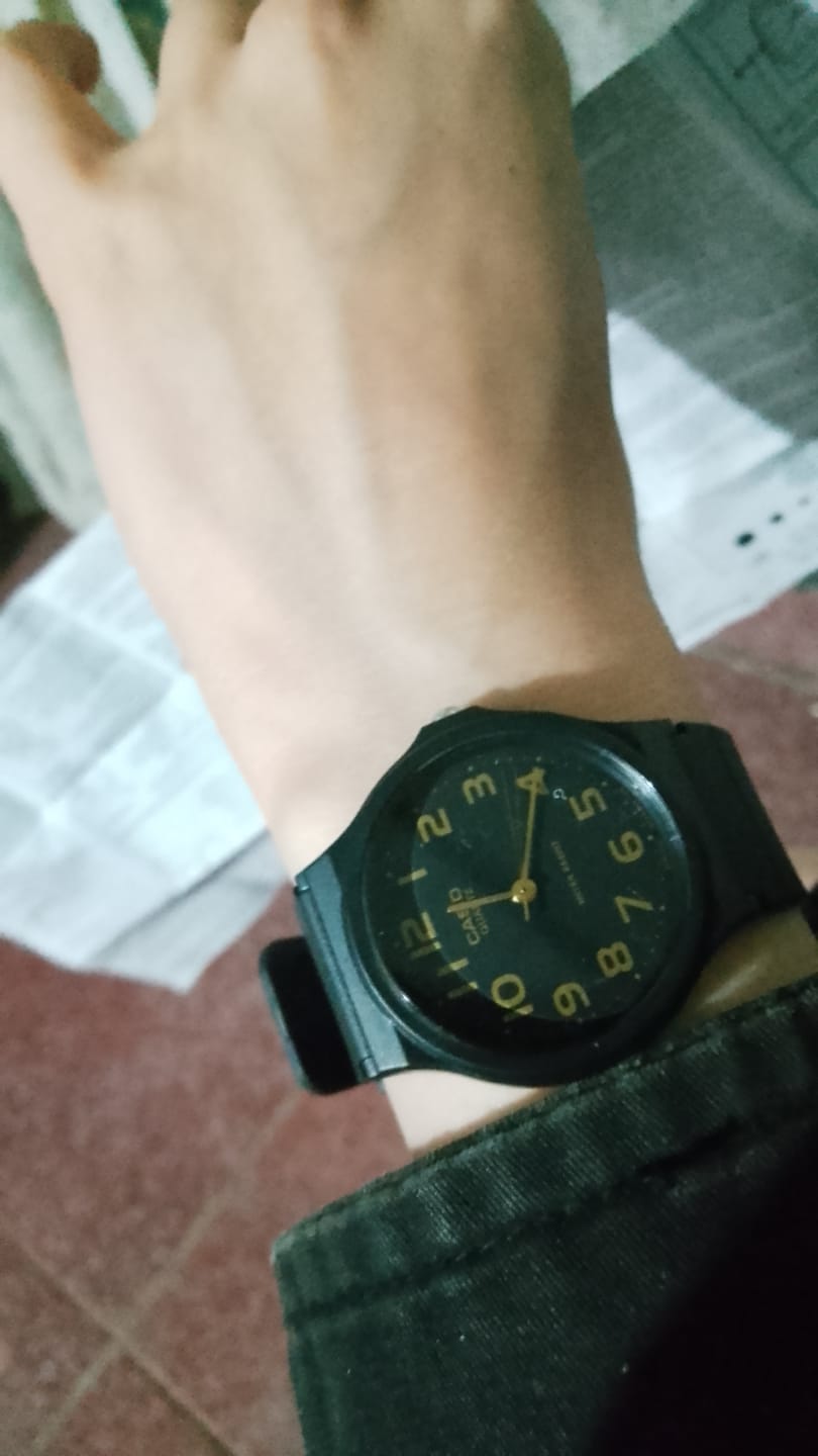 Customer photo review of Reloj Casio Vintage MQ-24-1B2LDF Negro Números
