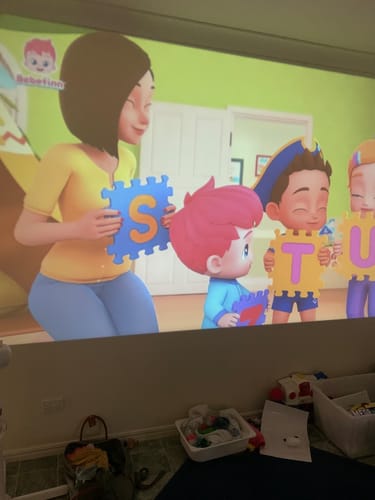 Customer photo review of MovieHub™ Ultra HD Projector + FREE Projector Screen