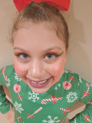 Customer photo review of Gold Glitter Freckles Makeup Patches