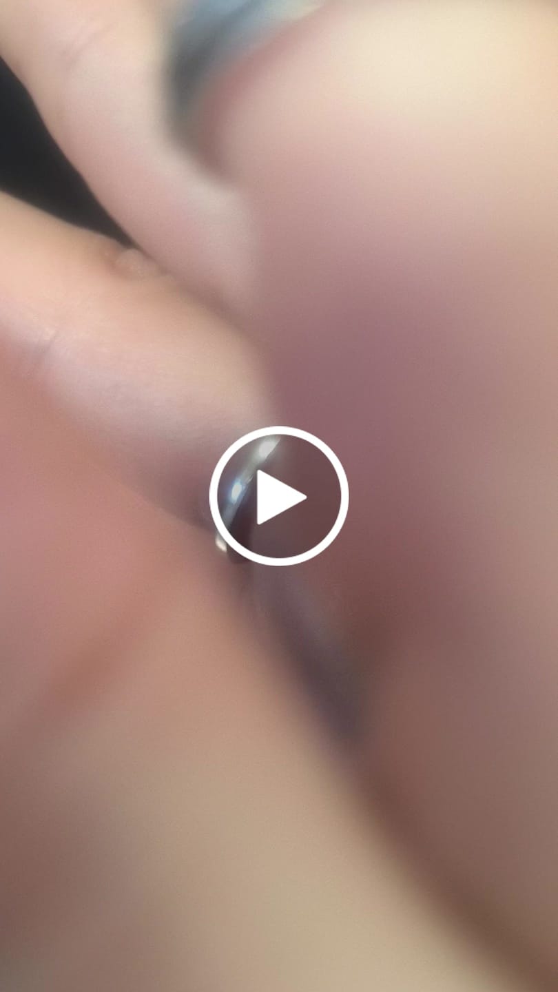 Customer video review of Anillo Lunar
