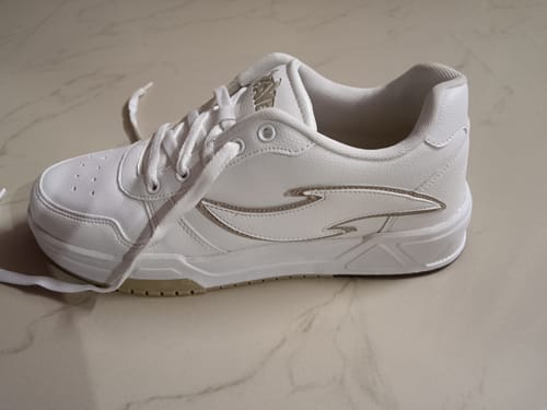 Customer photo review of ZEN Sun White Men's casual sneaker