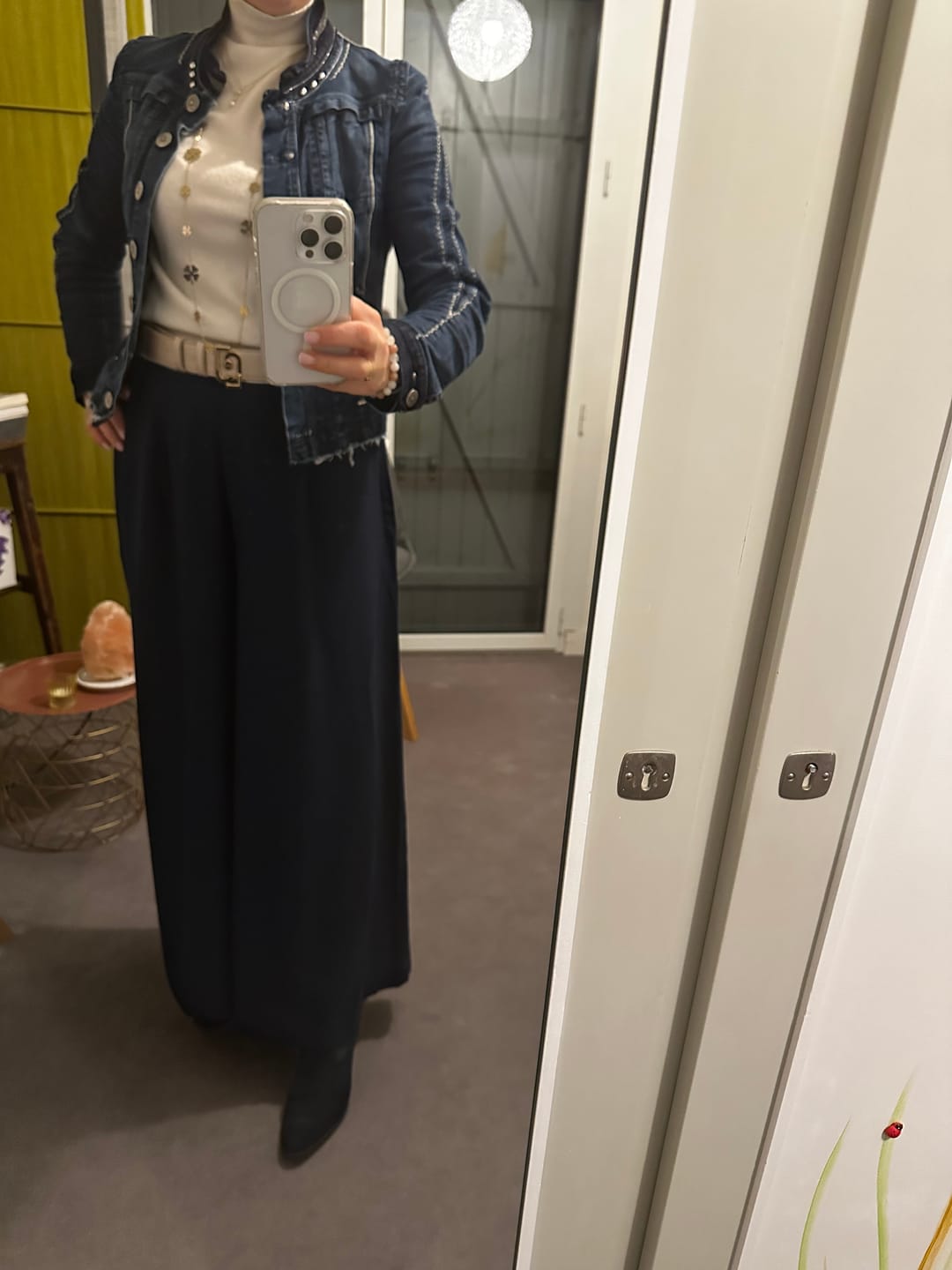 Customer photo review of Jupe culotte Arielle en sergé de viscose bleu marine