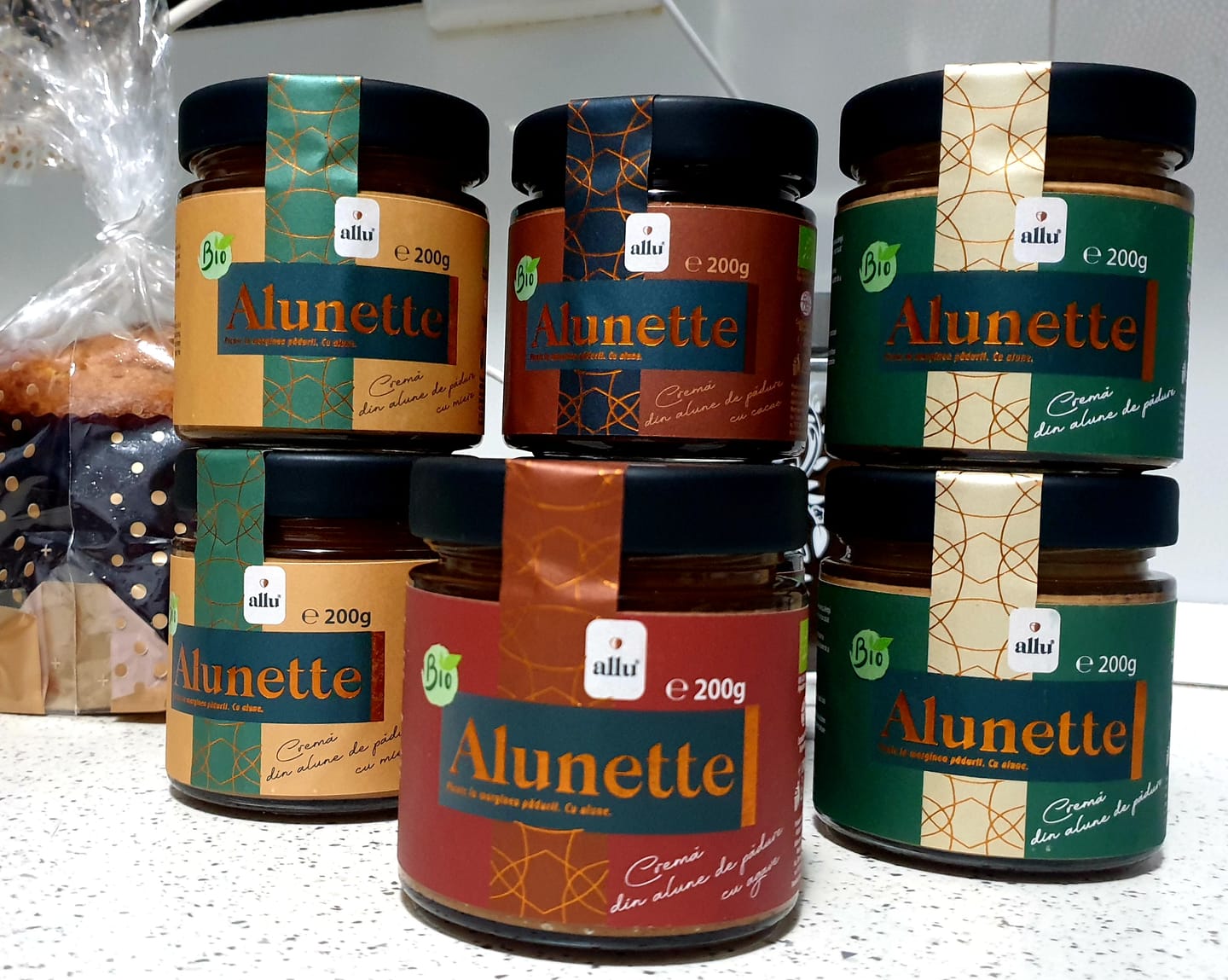 Customer photo review of Alunette - Cremă din alune de pădure cu miere, 200g, ecologic
