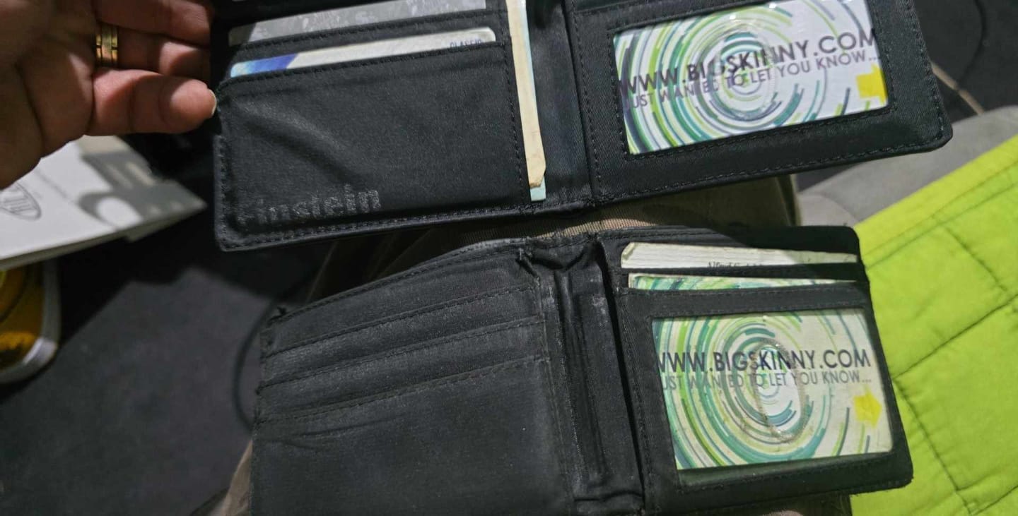 Customer photo review of RFID Leather L-Fold Black