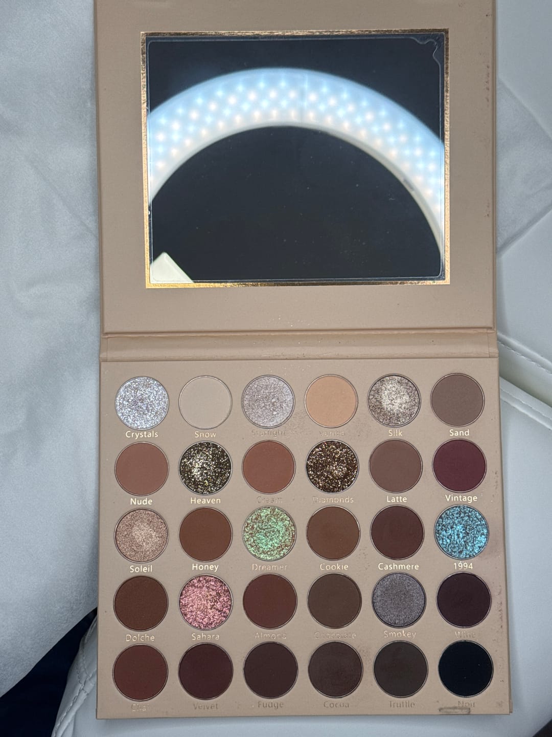 Customer photo review of Lidschatten Palette "NUDE DREAM"