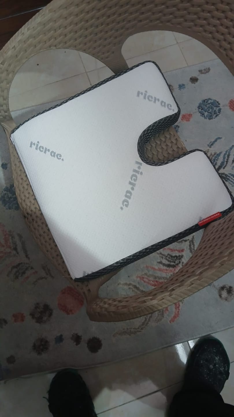 Customer photo review of Tailbone Seat Cushion - Rash