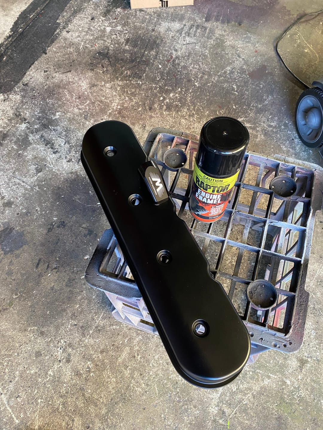 Customer photo review of Motion Raceworks Billet Valve Cover Breathers Black Anodized (Pair)