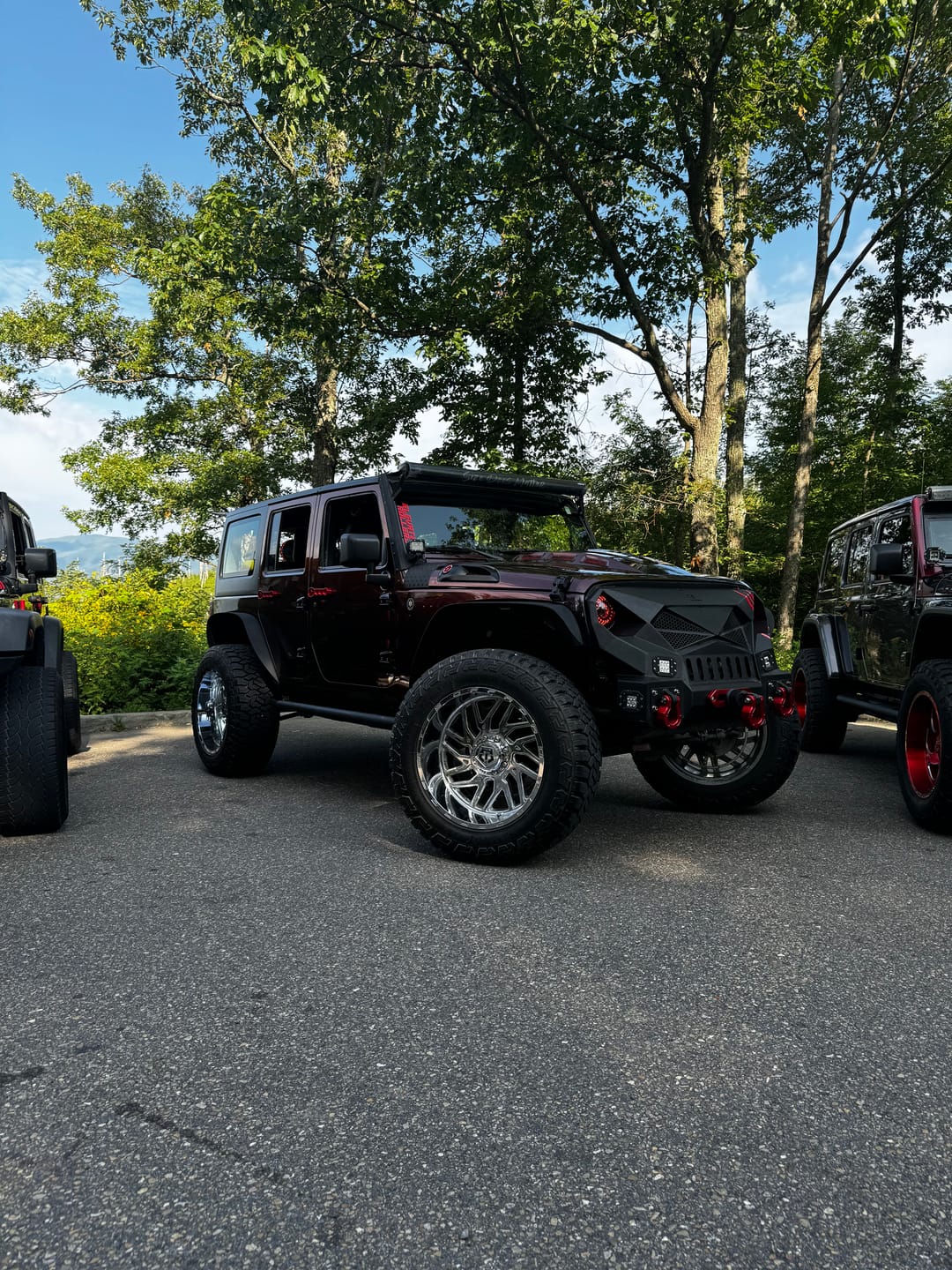 Customer photo review of Rainbow Drift Black Red Vinyl Wrap