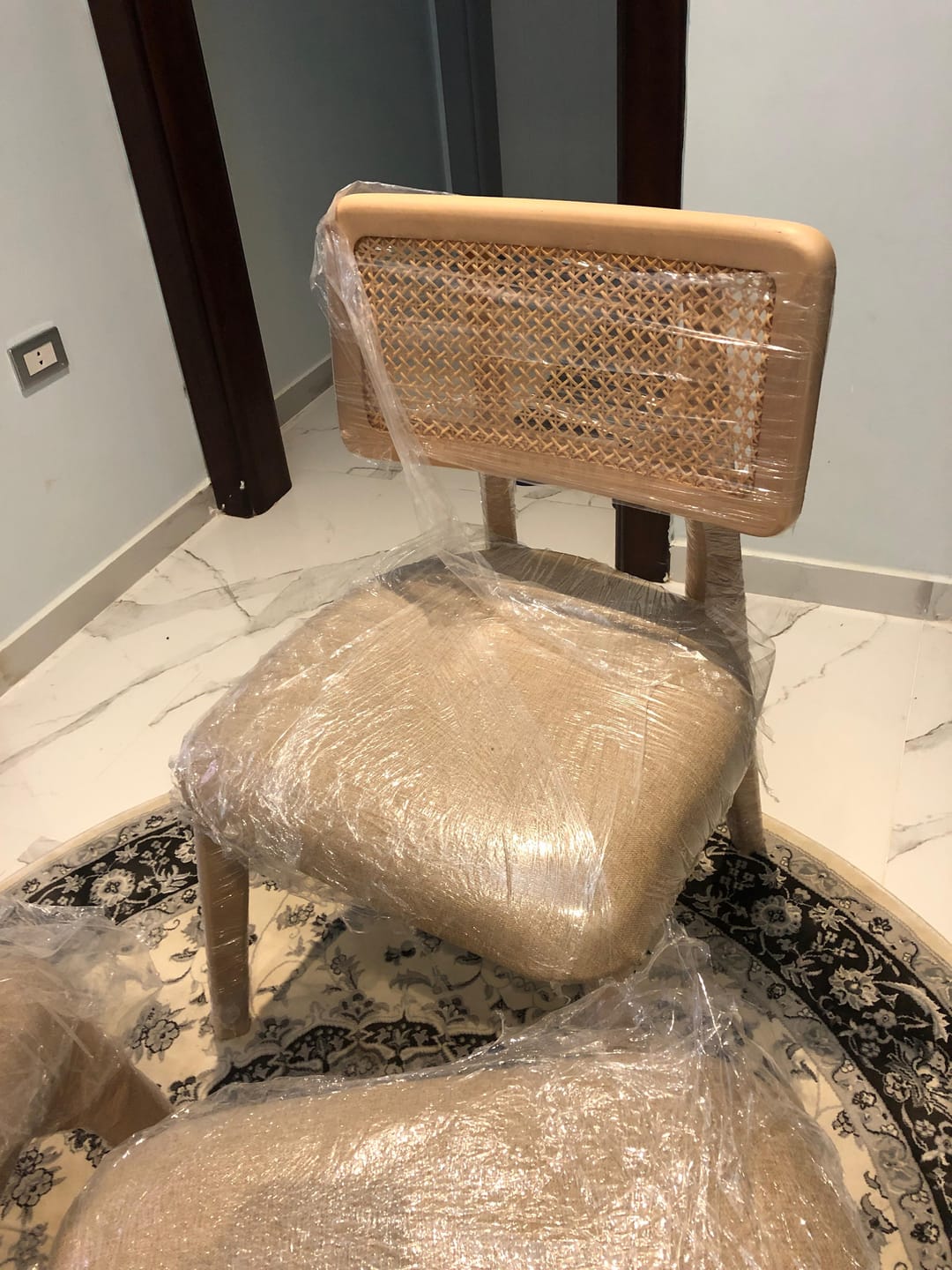 Customer photo review of كرسي خشب زان عالي الجودة - OS-403