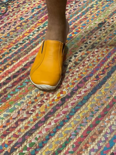 Customer photo review of Freiheit Barfuß Slip-on (Orange)