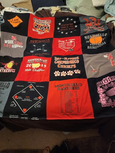Customer photo review of Classic T-Shirt Blanket
