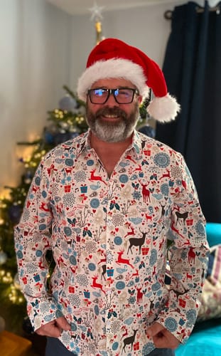 Customer photo review of Men's Vintage Christmas reindeer Printed Holiday Long Sleeve Shirt