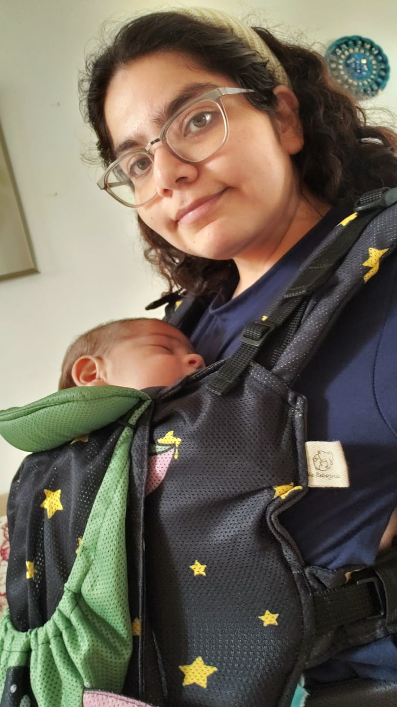 Customer photo review of Playera de lactancia básica •Azul marino• RELAXED FIT