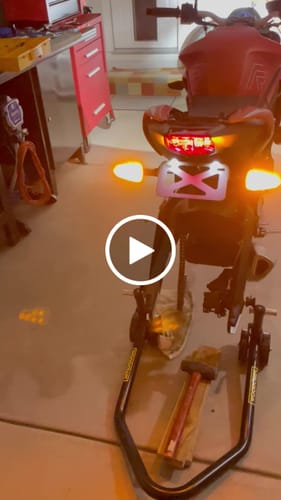 Customer video review of Triumph Street Triple / 765 / Daytona 675/Moto2  - Tail Tidy Kit 2013+