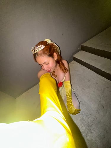 Customer photo review of DISFRAZ PRINCESA BELLA