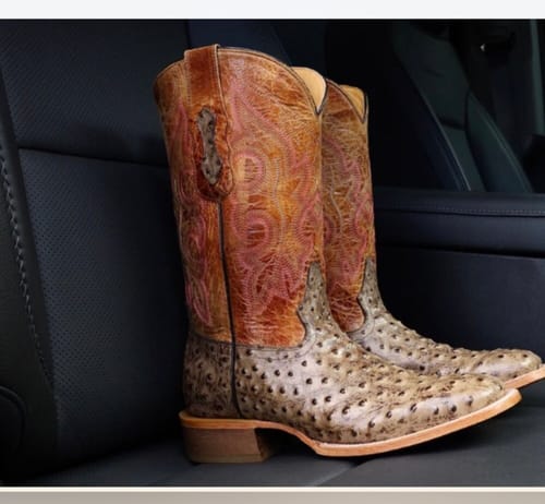 Customer photo review of OSTRICH LIGHT BROWN PRINT  | MEN SQUARE TOE WESTERN COWBOY BOOTS