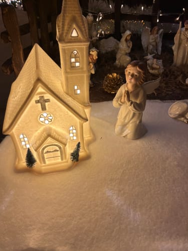 Customer photo review of Belleek Living Angel of Worship
